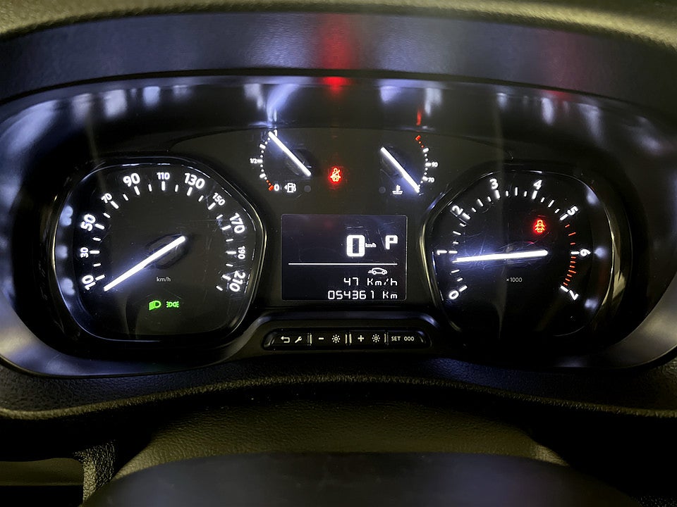 Bild på Opel Vivaro Business 2.0 BHDi 145hk Aut L3 B-KAMERA WEBASTO