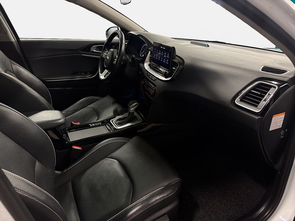 Kia Ceed SW Plug-in Hybrid, Advance PLUS 2, Läder, Pano, Navi, Kamera