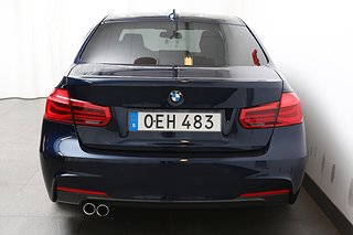 Sedan BMW 330 7 av 28