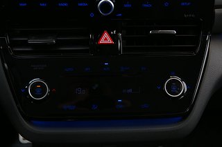 Halvkombi Hyundai IONIQ 18 av 22
