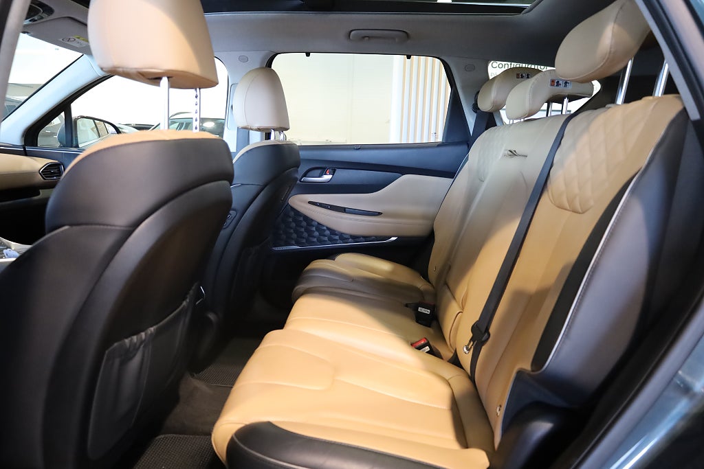 Hyundai Santa Fe HEV AWD Advanced 7-sits 360° Navi Pano HUD Krell Läder 2021