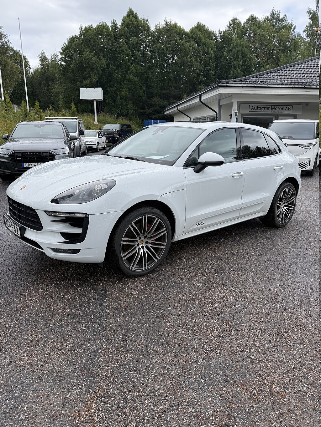 Porsche Macan GTS PDK 360 Hk Euro 6 Svensksåld PANORAMA MOMS VÄLVÅRD