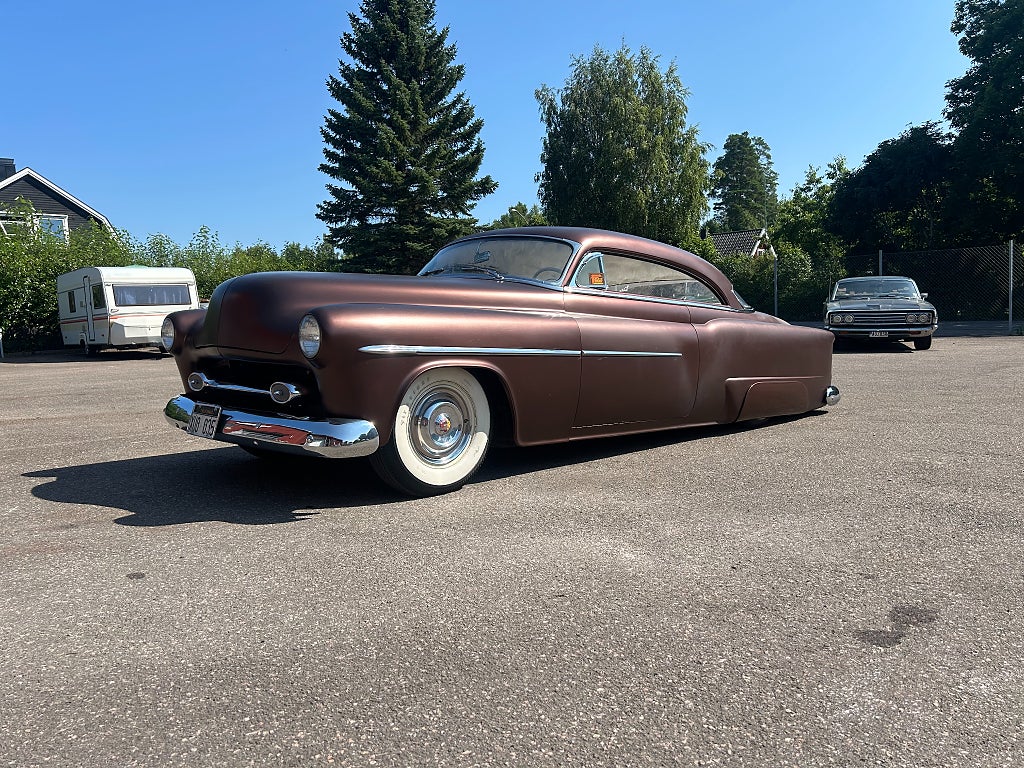 Oldsmobile Super 88 Custom
