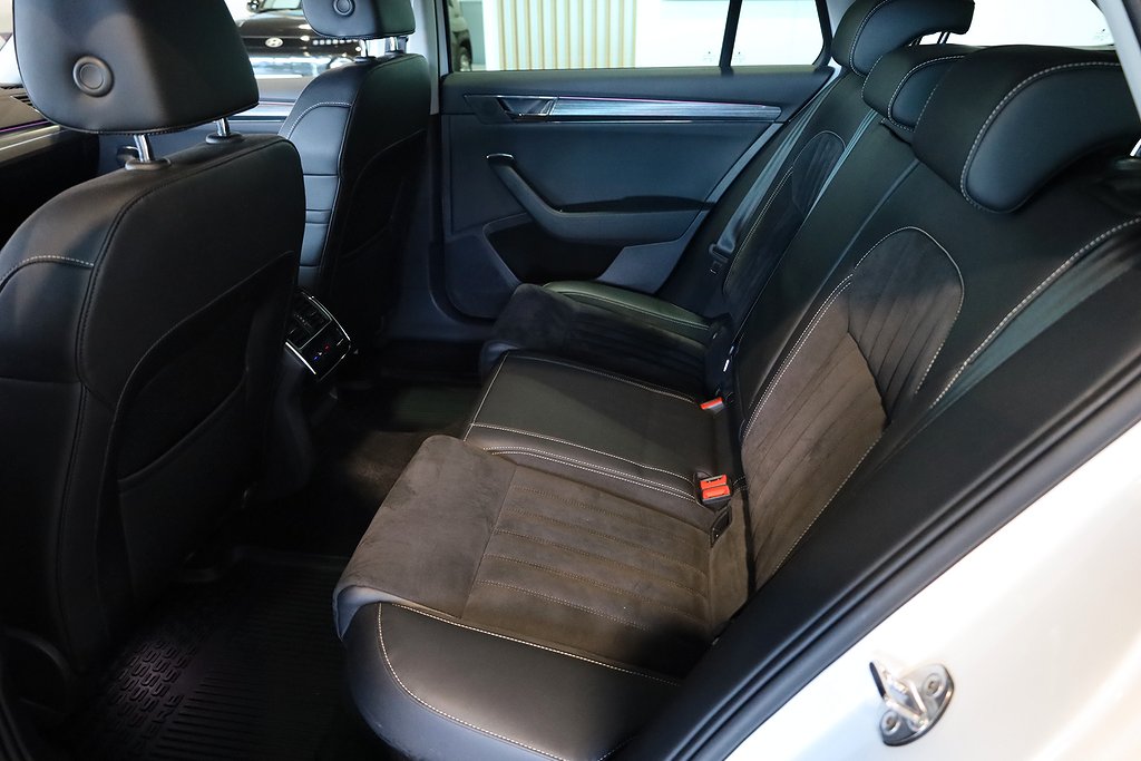 Skoda Superb iV Kombi 1,4 Plug-in Hybrid Business EDT Navi 2022