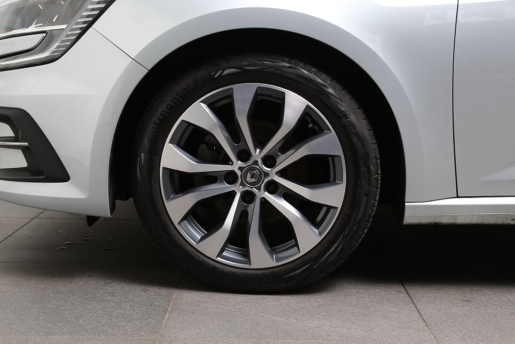 Renault Mégane Sport Tourer 1,3 TCe 140hk Aut Navi Kamera 2023