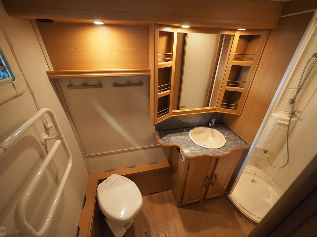 Kabe Royal Hacienda 880 B TDL KS 2007