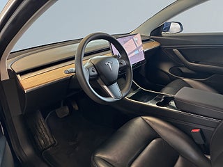 Tesla Model 3 Long Range AWD Panorama Navi B-kamera Rattvärme S&V