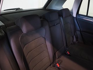 SUV Volkswagen Tiguan 12 av 23
