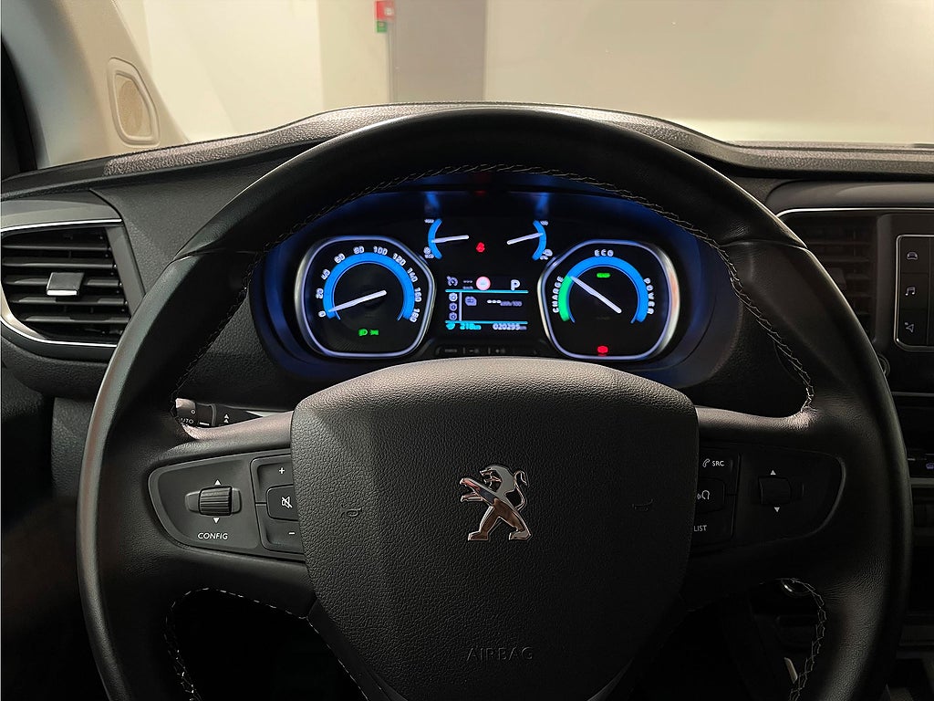 Bild på Peugeot e-Expert PRO+ 75kWh 136hk Aut L3 - B-KAMERA,M-VÄRM,1 ÄGARE