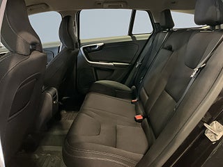 Volvo V60 T3 Classic Edition Drag Värmare Navi Rattvärme S&V – bild 13