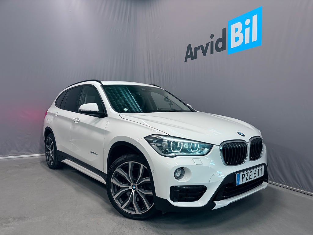 BMW X1 xDrive20d Steptronic Sport line B-KAM PANO HK NAVI DRAG