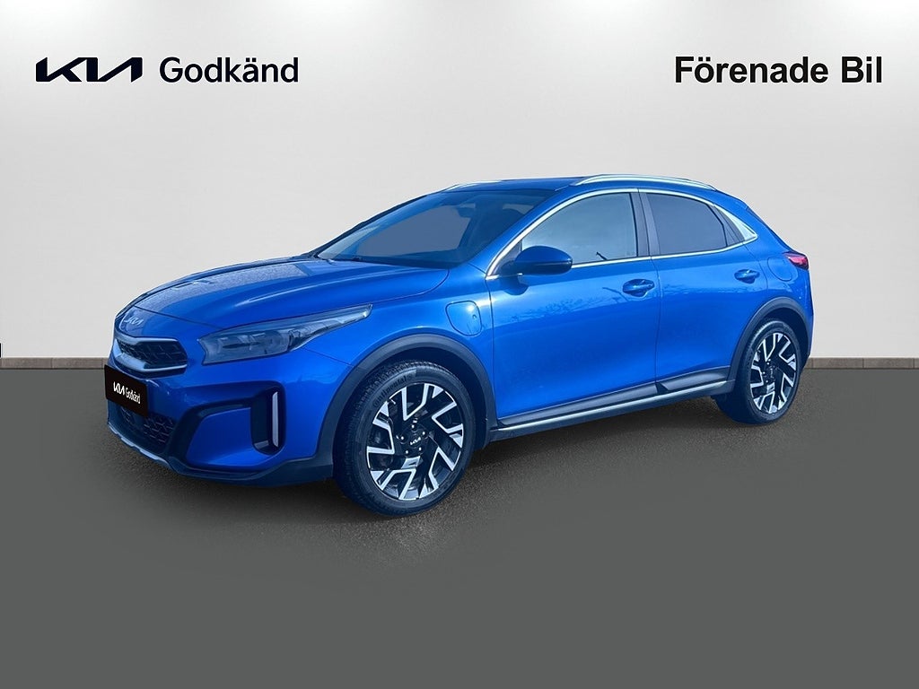 Kia Xceed Plug-In Hybrid Action