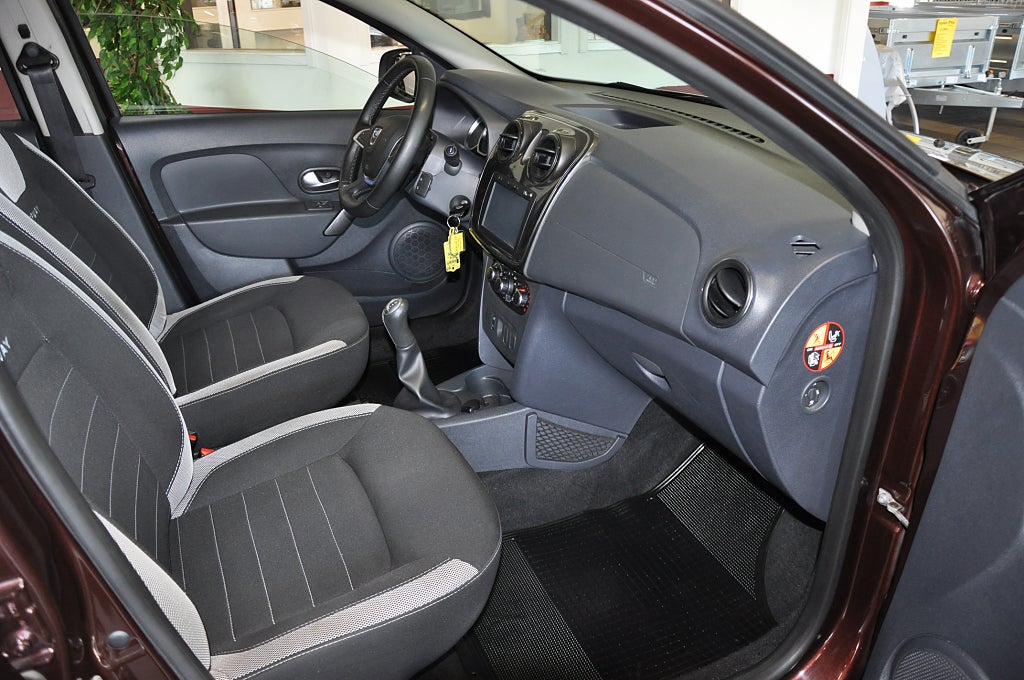 Dacia Sandero Stepway 2017 - miniatyr 9