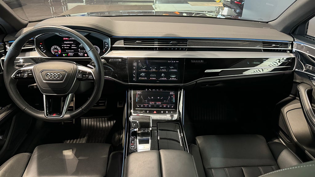 Audi S8 TFSI quattro TipTronic Bang Olufsen Värmare Pano - bild 6
