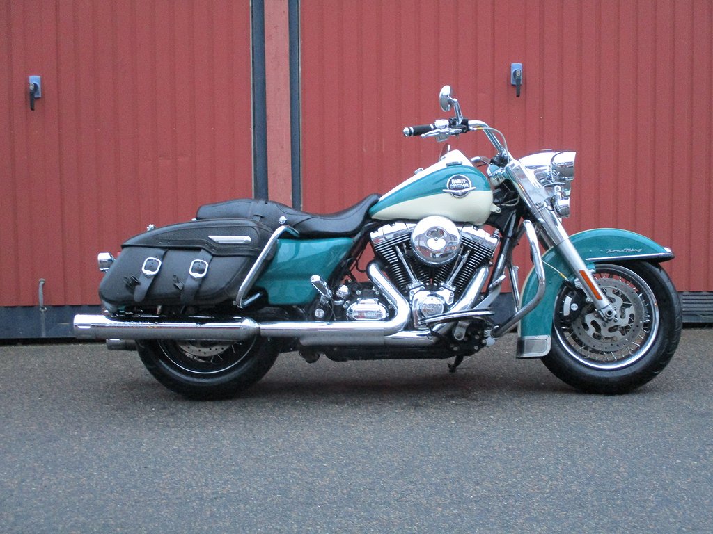 Harley-Davidson FLHRCi Road King Classic 