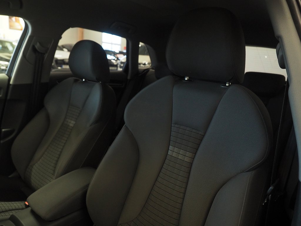 Audi A3 Sportback 1.0 TFSI Cockpit | Drag | Navi | PDC 2017