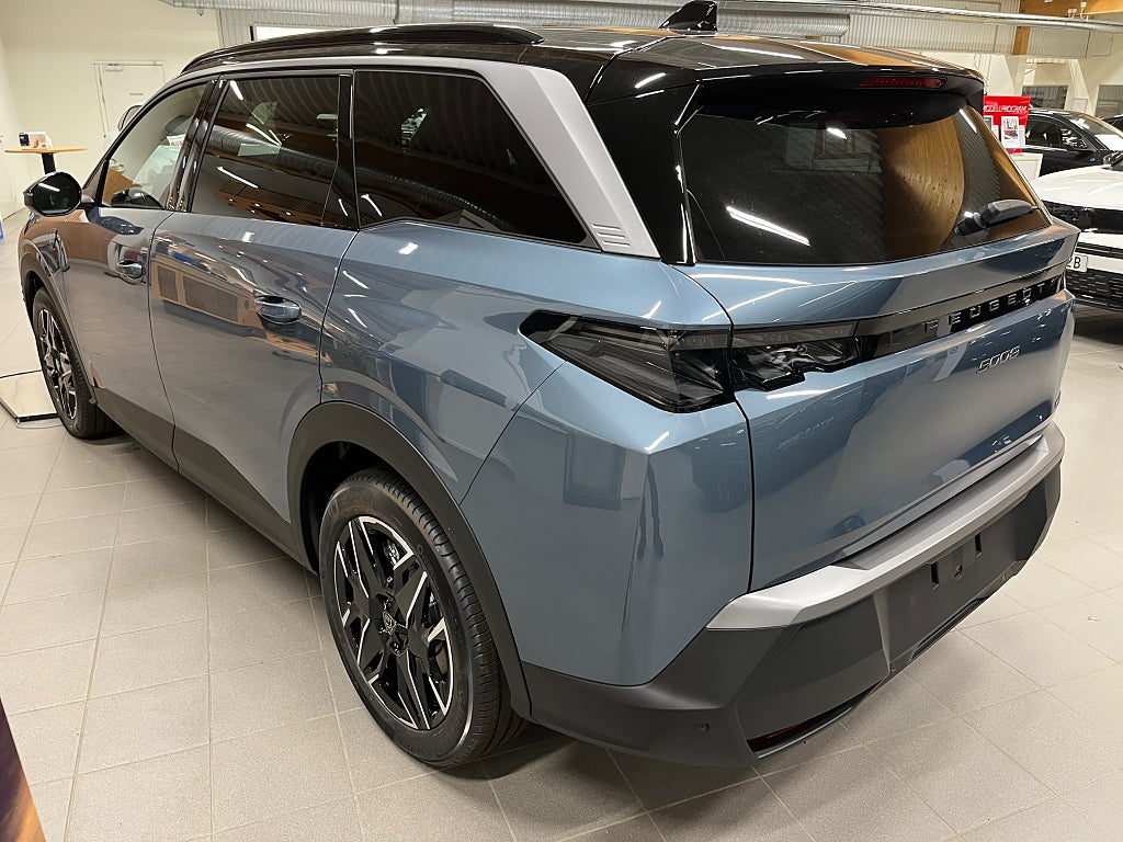 Peugeot 5008 GT HYBRID 145 e-DSC AUT Privatleasing thumbnail