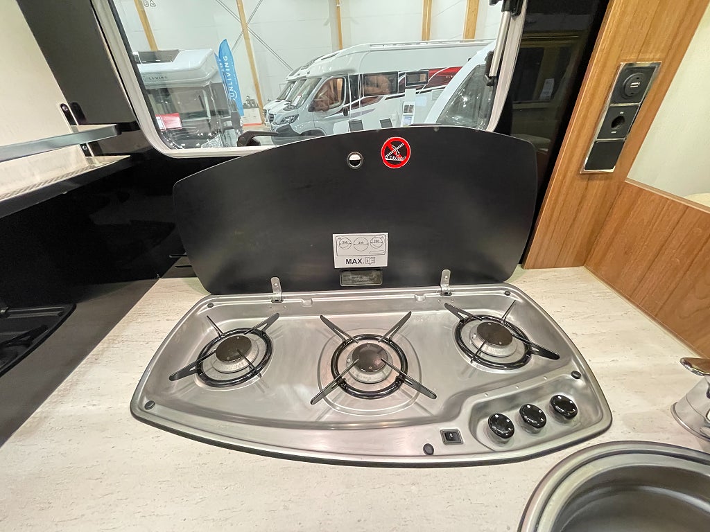 Pilote P 710 P / Automat 150hk / ALDE / Solcell  - Pilote