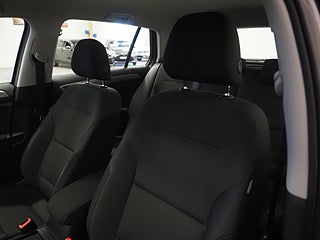 Halvkombi Volkswagen Golf 17 av 21