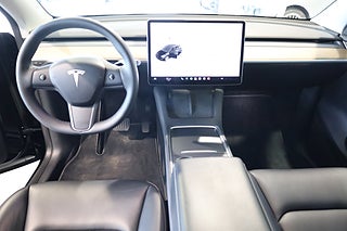 SUV Tesla Model Y 15 av 26