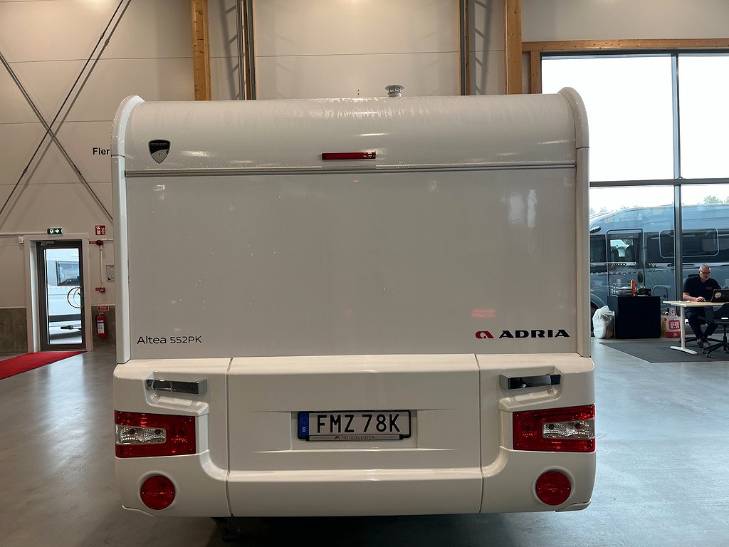 Adria Altea 552 PK / Barnkammare / 7 bäddar / EL-Patron - Adria