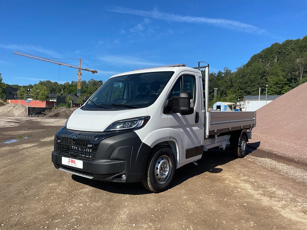 Peugeot Boxer Flak L370 BlueHDi 140hk 