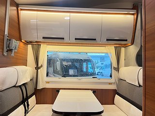 Husbil-alkov Elnagh BARON 26 10 av 27