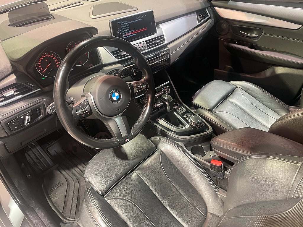 BMW 225xe Plug-in | Harman Kardon | M-Sport ratt| Panorama 2016