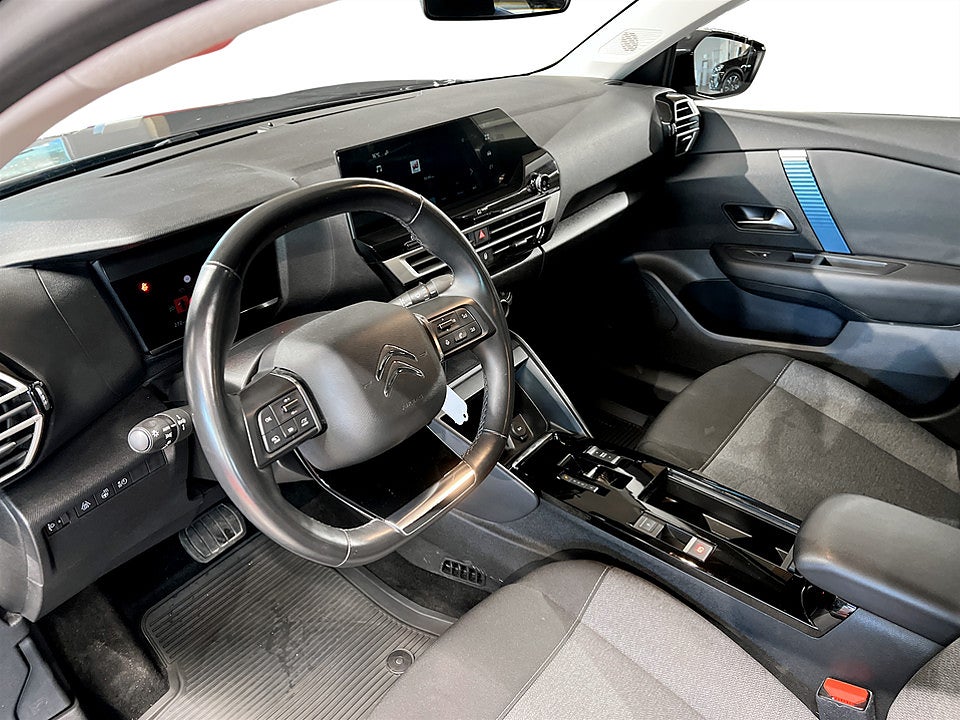 Bild på Citroen E-C4 Feel 50kWh 136hk Aut CARPLAY RATTVÄRME 