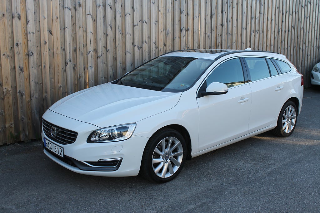 Volvo V60 D5 Momentum Navi Taklucka