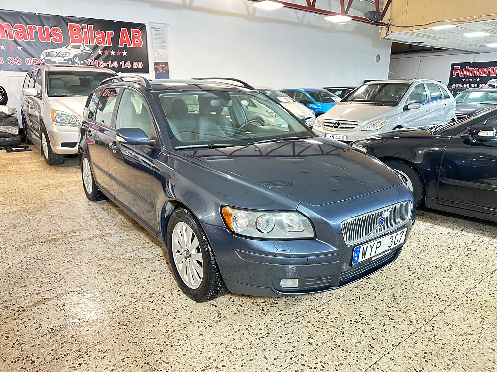 Volvo V50 2.4 Automat Ny  Besiktigad & Ny Servad ,Dragkrok170hk