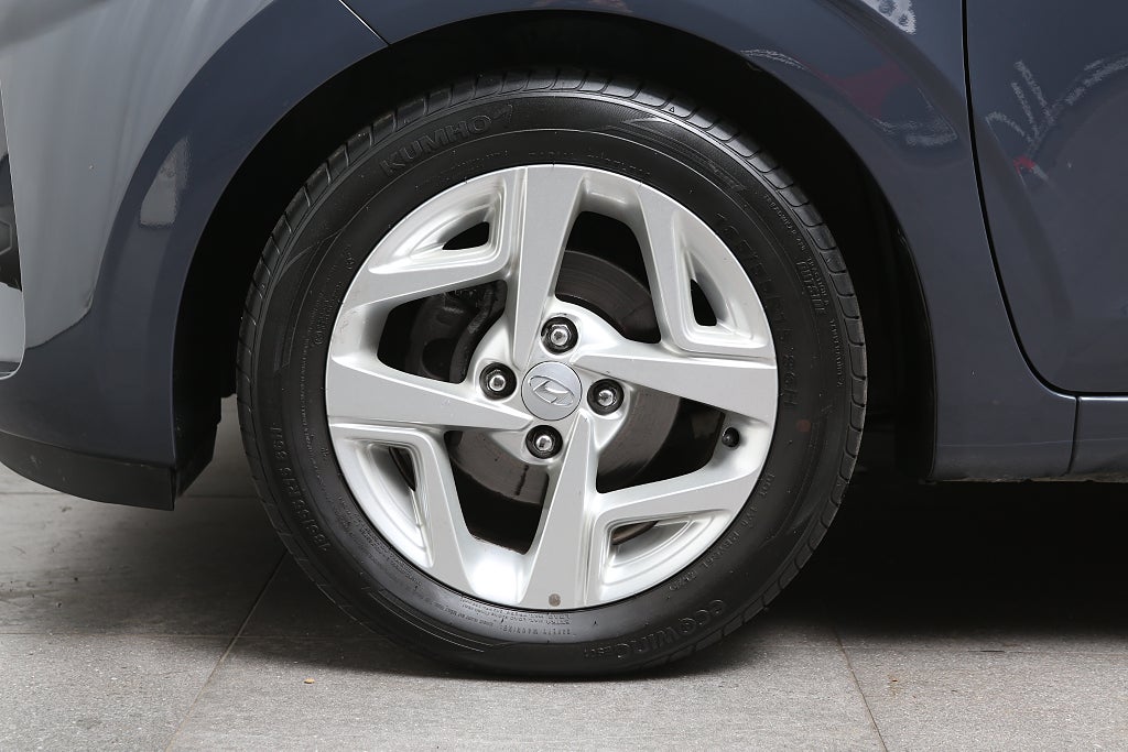 Hyundai i10 1,0 blue 67hk Advanced P-sensor Kamera CarPlay 2022