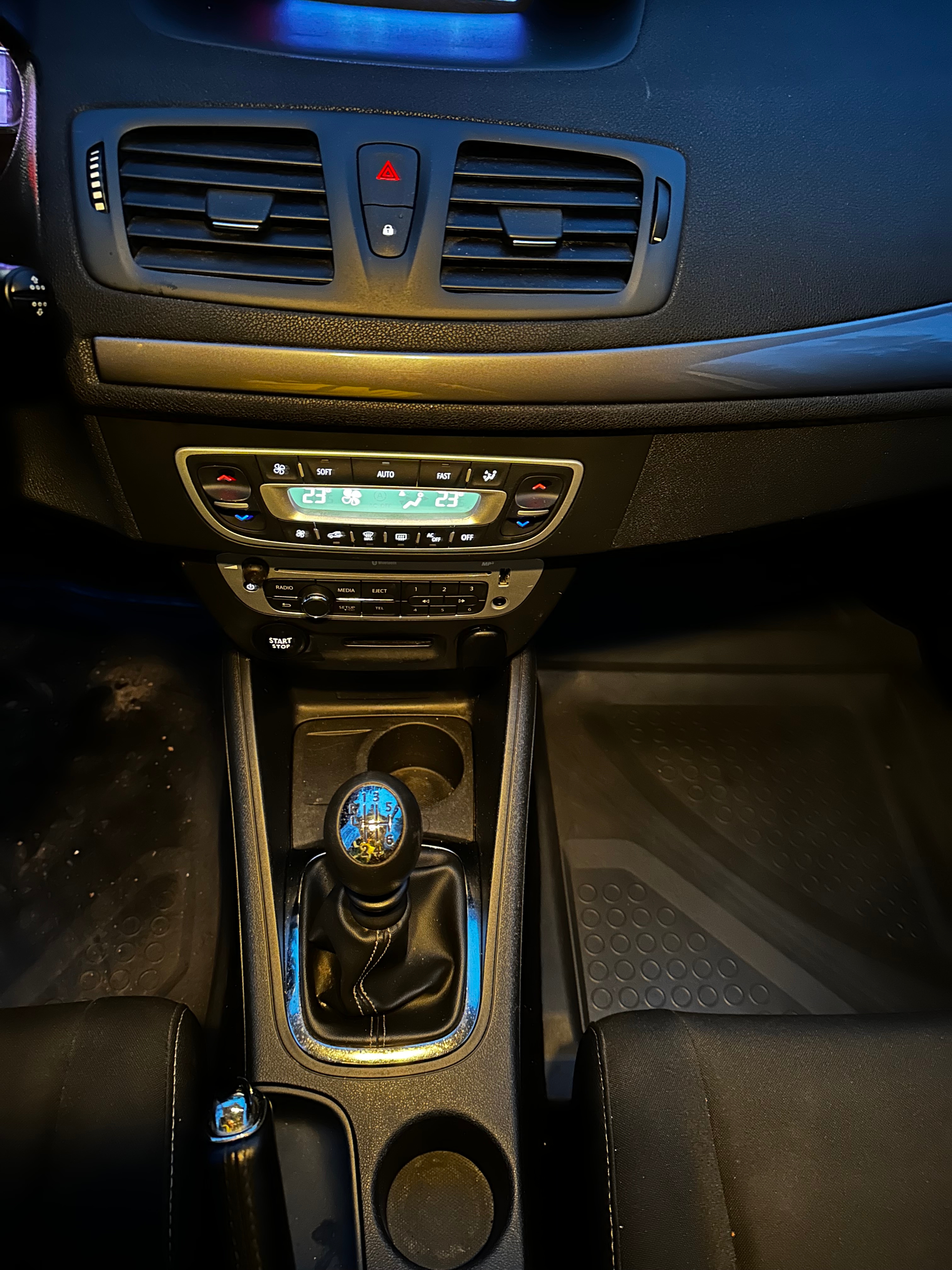 Renault Megane 2015, bild 7/37