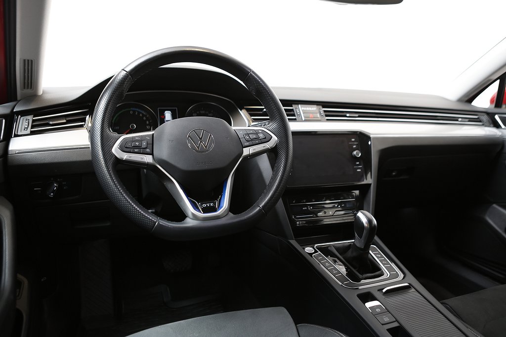 Volkswagen Passat GTE 1,4 TSI DSG Sportscombi Värmare Drag 2022