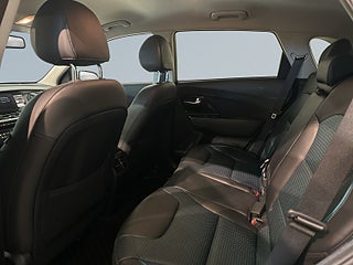 Kia Niro e-64 kWh Advance Plus Kamera GPS Skinn CarPlay SoV MOMS