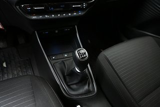 Halvkombi Hyundai i20 22 av 24