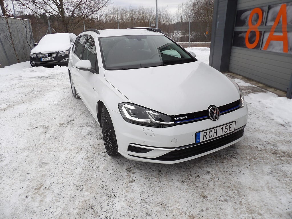 Volkswagen Golf Sportscombi 1.5 TGI DSG 130hk