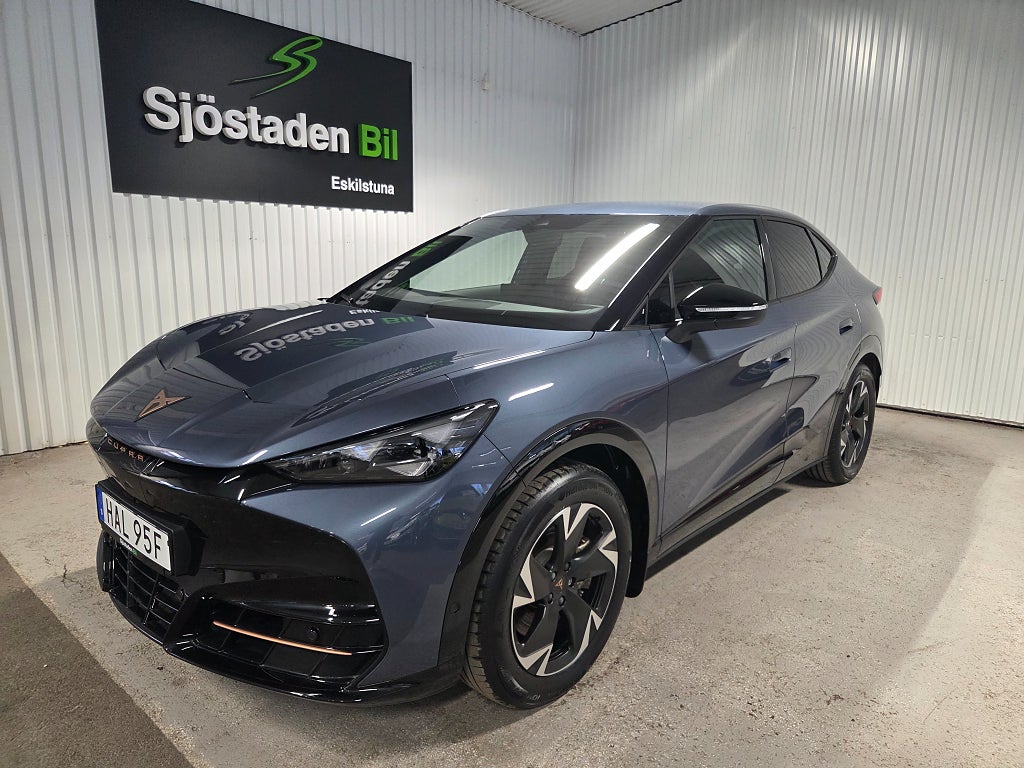Cupra Tavascan 82 kWh Värmare Kamera Navi Rattvärme Carplay 4,95%