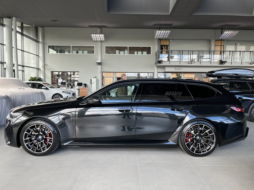 BMW M5 Touring M Driver's Package 2026, bild 3/10