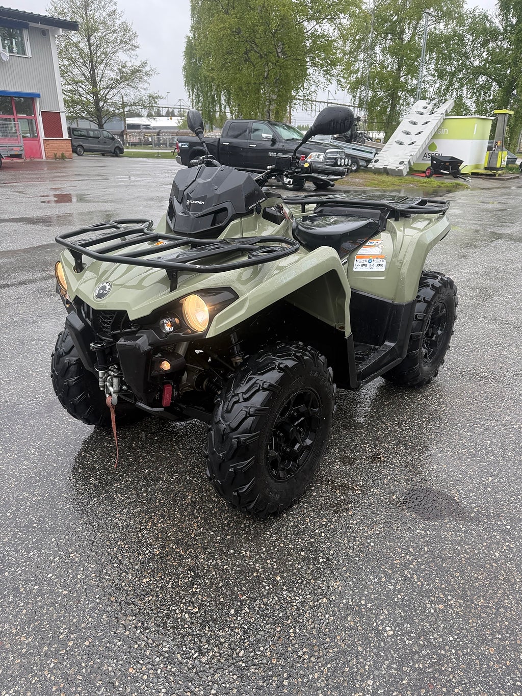 Can-Am Outlander 450 pro xu traktor B 
