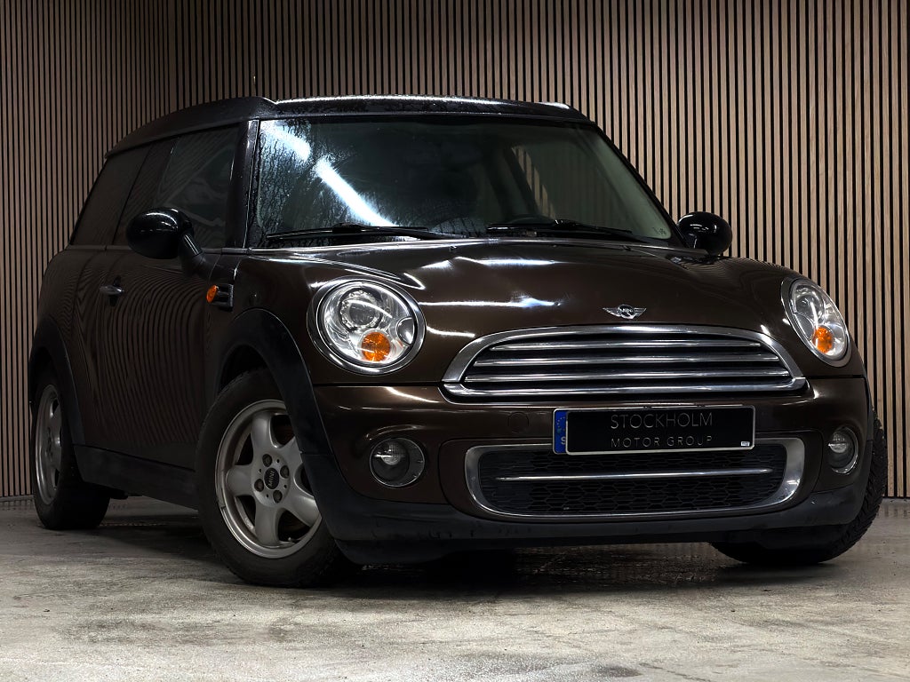 MINI Clubman Cooper COOPER / 2,0D/ AUTOMAT/ CHILLI/ XENON/ PDC/ BLUETOOTH/ 
