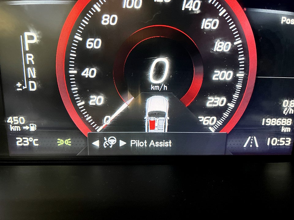 Bild på Volvo V90 Cross Country Business D4 190hk Aut 4WD Pilot assist DRAG B-KAMERA 