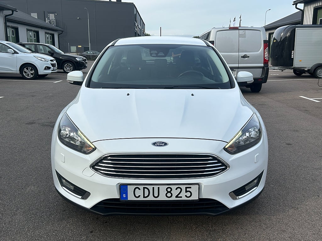 Ford Focus 1.0 Nykam, Nybes, Nyservad, GPS, Backkamera 