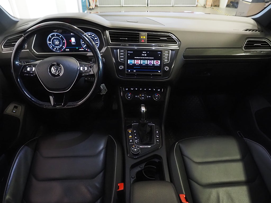 Volkswagen Tiguan TDI 190hk 4M R-Line |D-värm|Drag|Cockpit| 2017
