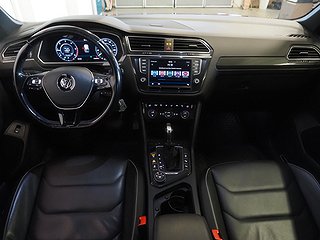 SUV Volkswagen Tiguan 16 av 23