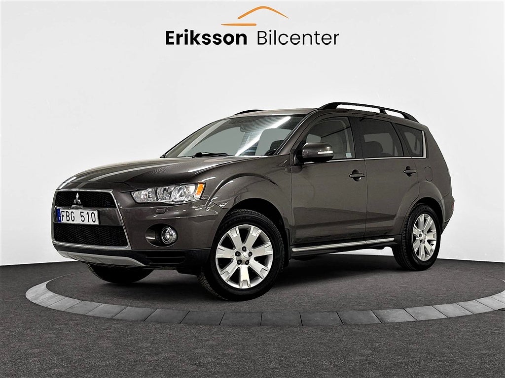 Mitsubishi Outlander 7-seater 2.2 Di-D AWD Business B-kam/Drag/Keyless/Skinn
