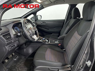 Halvkombi Nissan Leaf 9 av 13