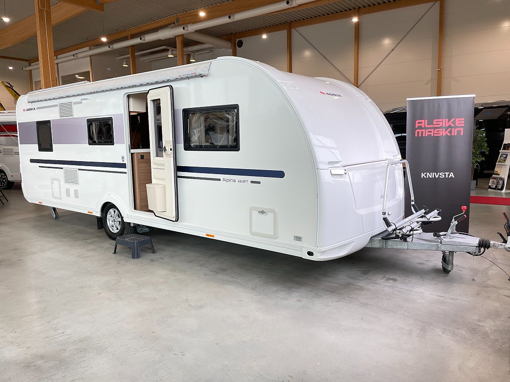Adria Alpina 663 PT / ALDE / Mover / Förtält / Queenbed / 3våningssäng