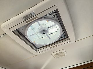 Husbil-integrerad Dethleffs ESPRIT I 6810 24 av 26