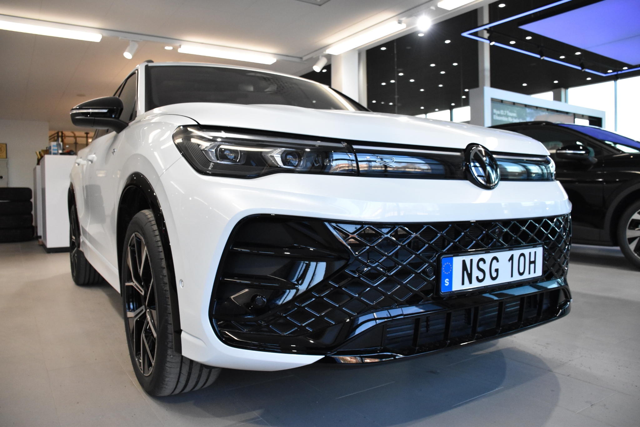 Volkswagen Tiguan 2.0 TDI R-Line Edition 2026, photo 4/62